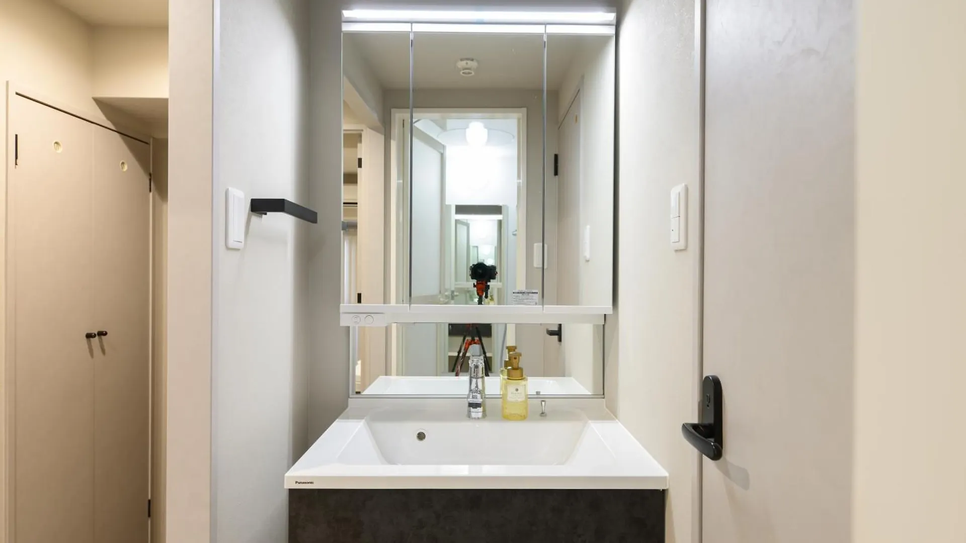 Ostay Kitahama Hotel Apartment Ōsaka