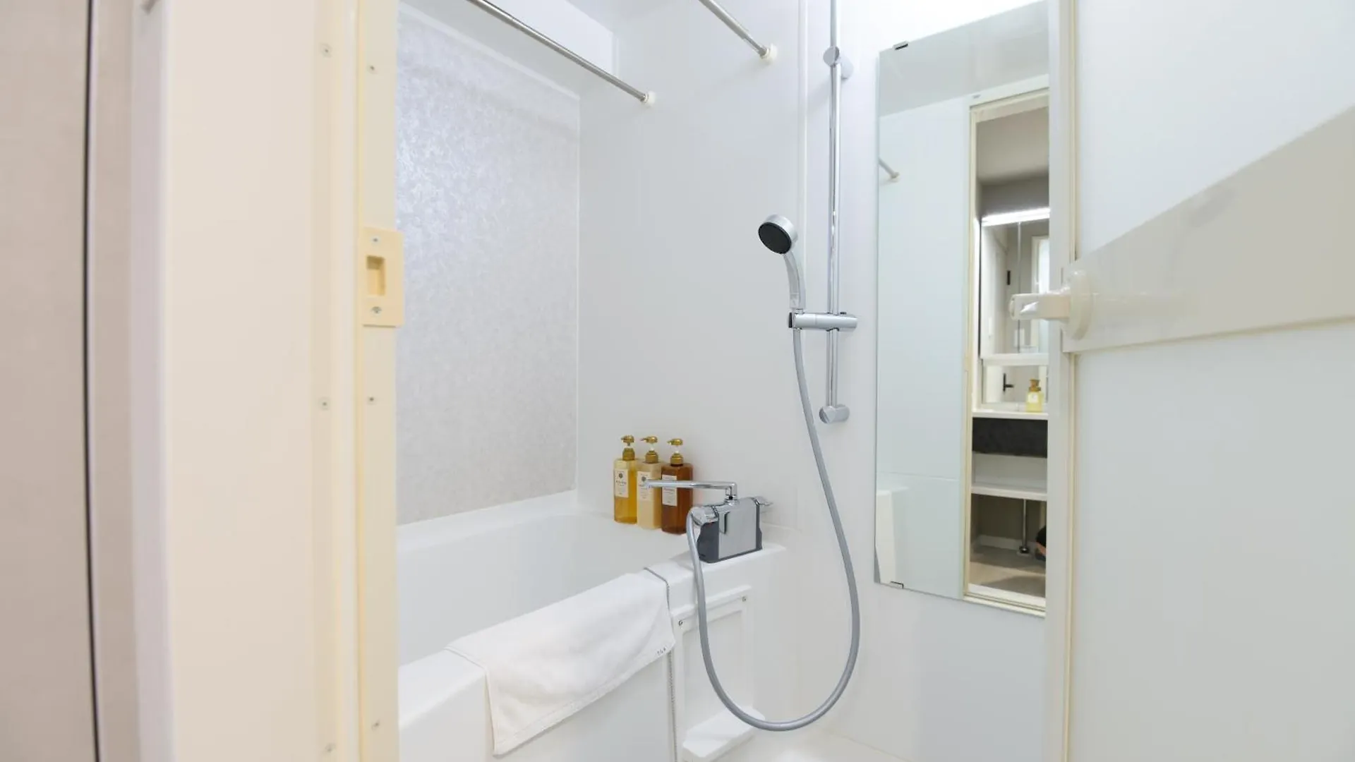 Ostay Kitahama Hotel Apartment Ōsaka Japon
