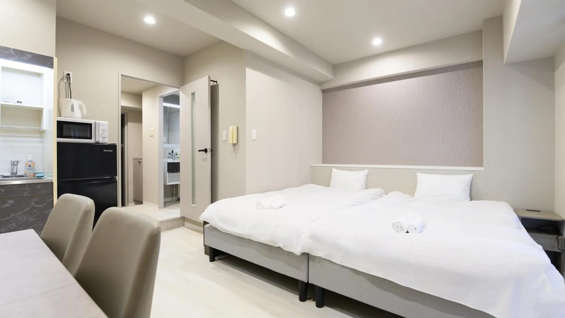 Ostay Kitahama Hotel Apartment Osaka 2*,